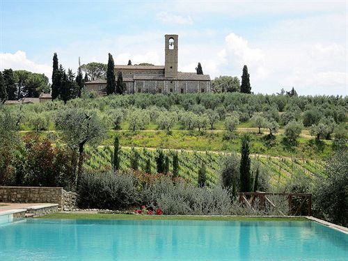 Вилла Fattoria Abbazia Monte Oliveto Сан-Джиминьяно Экстерьер фото